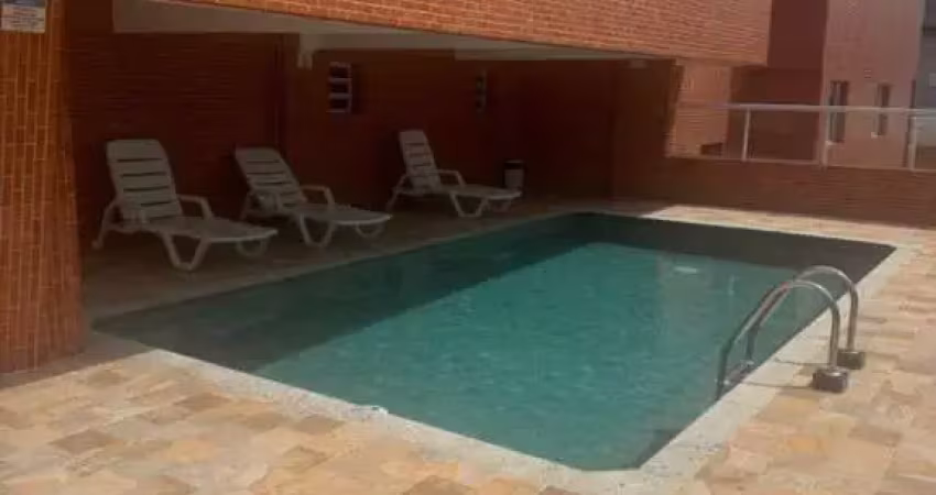 Apto pertinho da praia e do comércio em geral , entrada 120 mil chaves na mão.