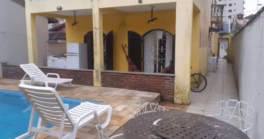 Sobrado isolado à venda no caiçara | 4 dorms (3 sendo suítes), 5 vagas, piscina e área gourmet - cód: act3481