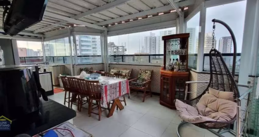 Cobertura, super aconchegante, com um espaço gourmt maravilhoso, para os encontros em família.