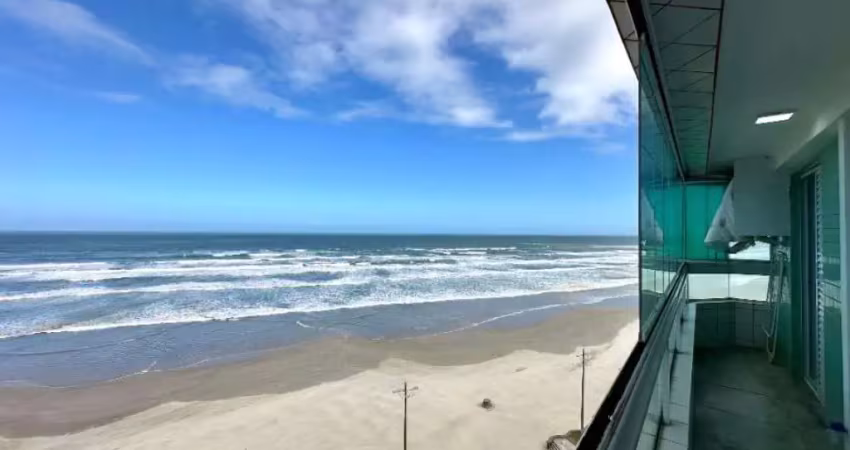 Apartamento 2 dormitórios porteira fechada de frente para o mar!