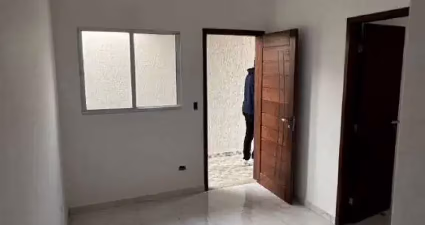 Linda casa de condomínio térrea com 1 dorm no jdm antártica! financia!