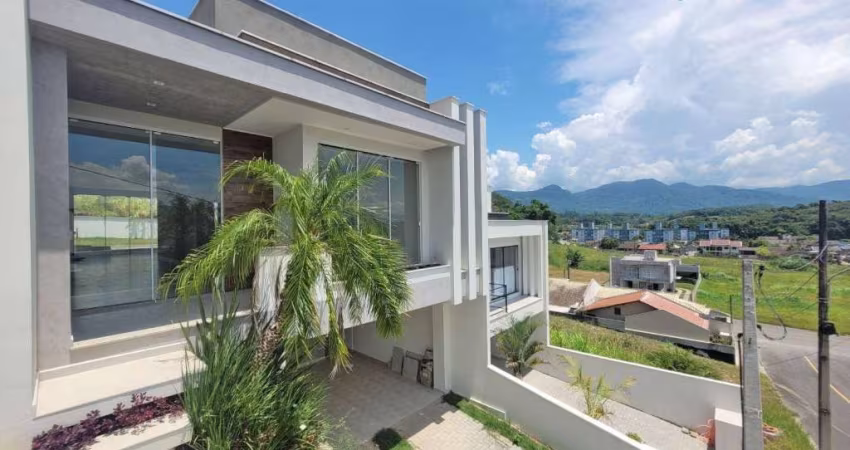 Sobrado com 3 dormitórios à venda, 123 m² por R$ 615.000,00 - Das Capitais - Timbó/SC