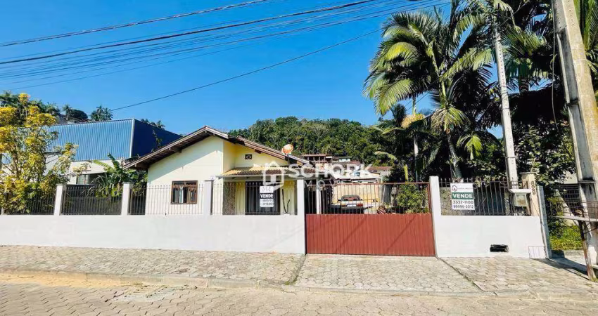 Casa com 3 dormitórios à venda, 114 m² por R$ 430.000,00 - Itoupava Central - Blumenau/SC