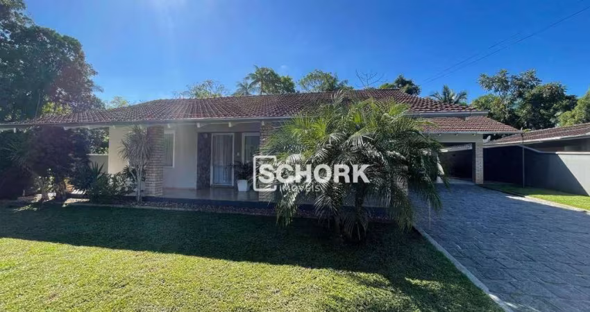 Casa com 3 dormitórios à venda, 224 m² por R$ 1.100.000,00 - Centro - Pomerode/SC