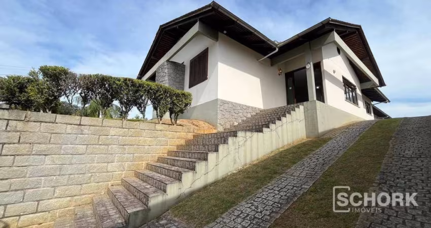 Casa com 3 dormitórios para alugar, 281 m² por R$ 4.093,24/mês - Itoupava Norte - Blumenau/SC