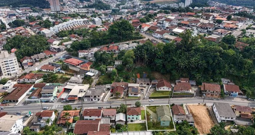 Casa comercial com 3 dormitórios à venda, 219 m² por R$ 550.000 - Tribess - Blumenau/SC