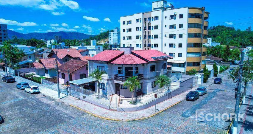 Casa com 3 dormitórios à venda, 256 m² por R$ 1.500.000,00 - Nações - Indaial/SC
