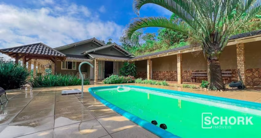 Casa com 4 dormitórios para alugar, 300 m² por R$ 4.900,00/mês - Vila Itoupava - Blumenau/SC