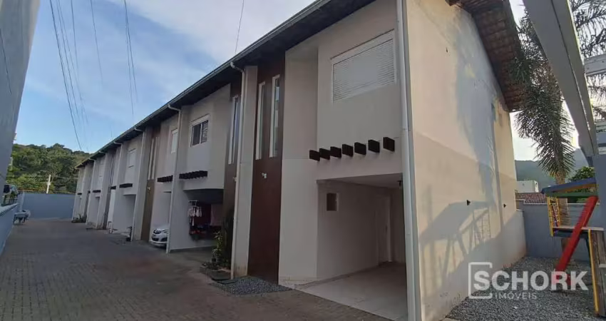 Casa com 2 dormitórios para alugar, 70 m² por R$ 1.891,34/mês - Itoupava Central - Blumenau/SC