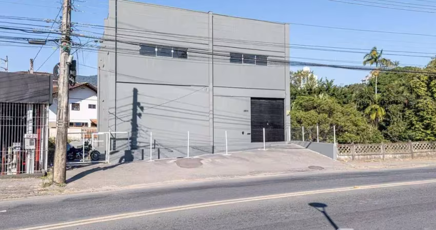 Galpão à venda, 319 m² por r$ 1.500.000,00 - velha - blumenau/sc