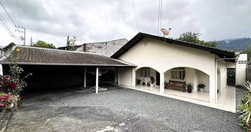 Casa com 3 dormitórios à venda, 152 m² por r$ 600.000,00 - itoupava central - blumenau/sc