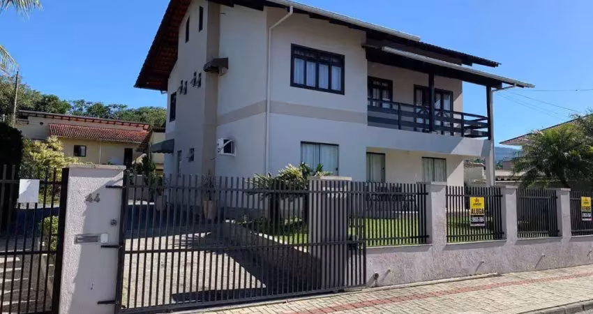 Casa à venda em timbó no bairro padre martinho stein – ideal para morar ou investir!