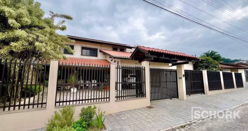 Casa com 4 dormitórios para alugar, 260 m² por r$ 6.557,01/mês - itoupava central - blumenau/sc