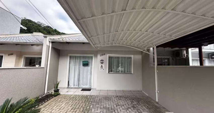 Casa com 2 dormitórios à venda, 52 m² por r$ 369.000,00 - fortaleza alta - blumenau/sc