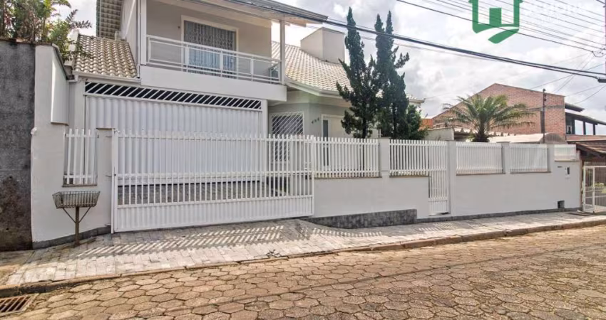 Casa com 3 dormitórios à venda, 260 m² por R$ 1.250.000,00 - Fortaleza - Blumenau/SC