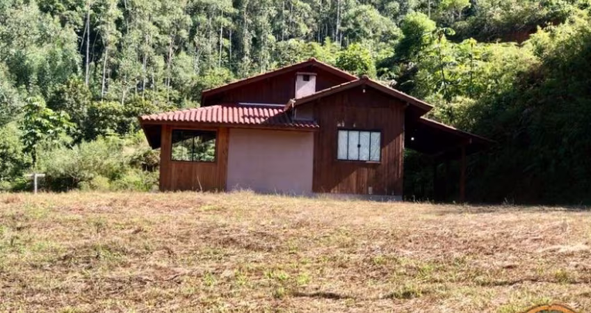 Major Gercino/SC - Chácara 3.964 m2 com casa nova
