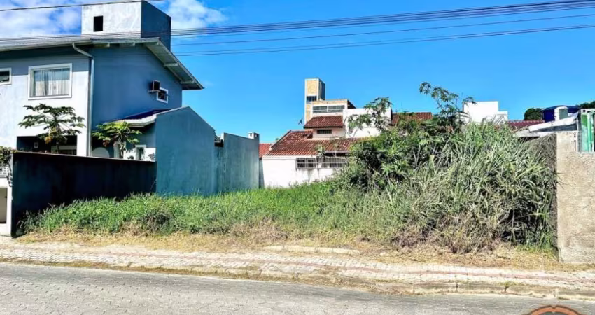 Praia de Bombas -  Terreno plano murado 258,40 m²