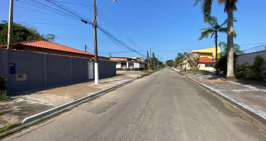 Casa à venda em Itanhaém, Campos Elíseos, com 2 quartos, com 60 m²