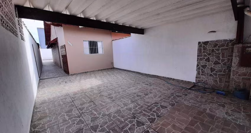 Casa à Venda no Flórida Mirim – Mongaguá | 2 Dormitórios, 2 Vagas e Próxima da Praia