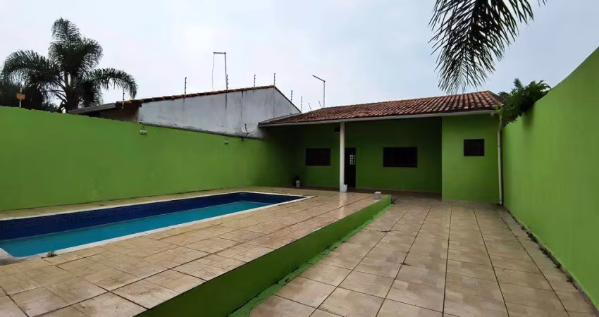 Casa à venda em Itanhaém, null, com 2 suítes, com 108 m²