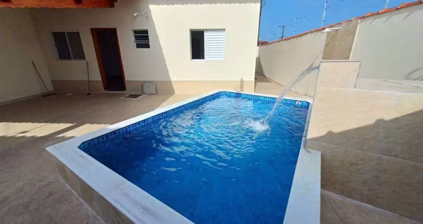Casa à venda em Mongaguá, Vila Nossa Senhora de Fátima, com 1 suíte, com 71 m²