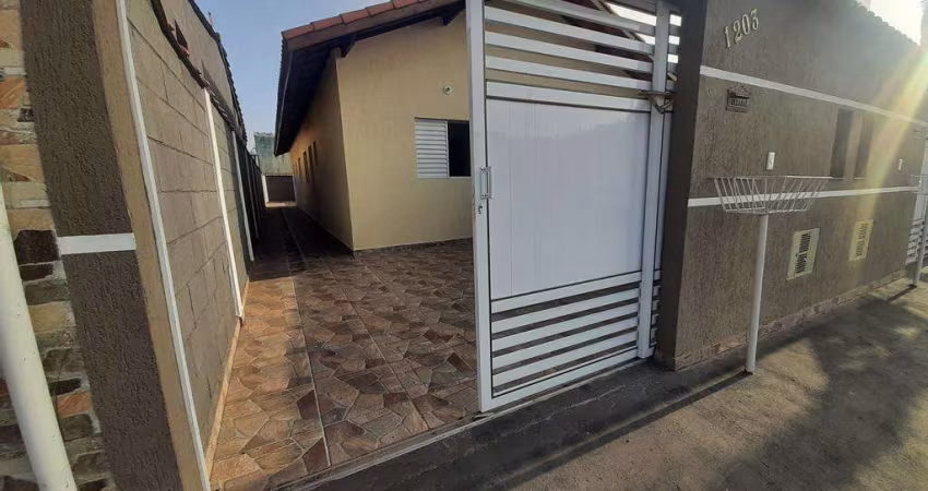 Casa à venda em Itanhaém, Nova Itanhaém, com 2 quartos, com 55 m²