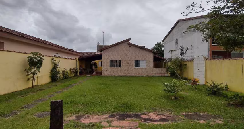 Casa à venda em Mongaguá, Balneário Flórida Mirim, com 4 quartos, com 139 m²