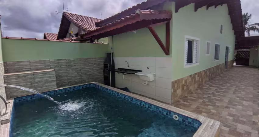 Casa à venda em Mongaguá, Jardim Santana, com 2 quartos, com 85.35 m²