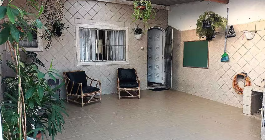 Sobrado com 2 dorms, Vila Nossa Senhora de Fátima, Mongaguá - R$ 240 mil, Cod: 70508656