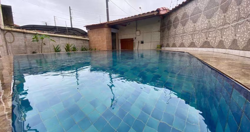 Sobrado à venda em Itanhaém, Baln Gaivotas, com 5 quartos, com 169 m²