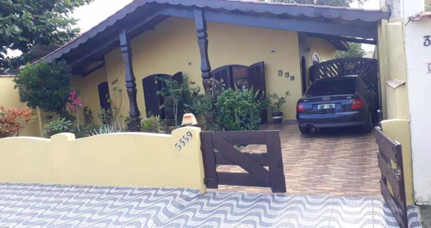 Casa à venda em Itanhaém, Jd Suarão, com 5 quartos, com 186 m²