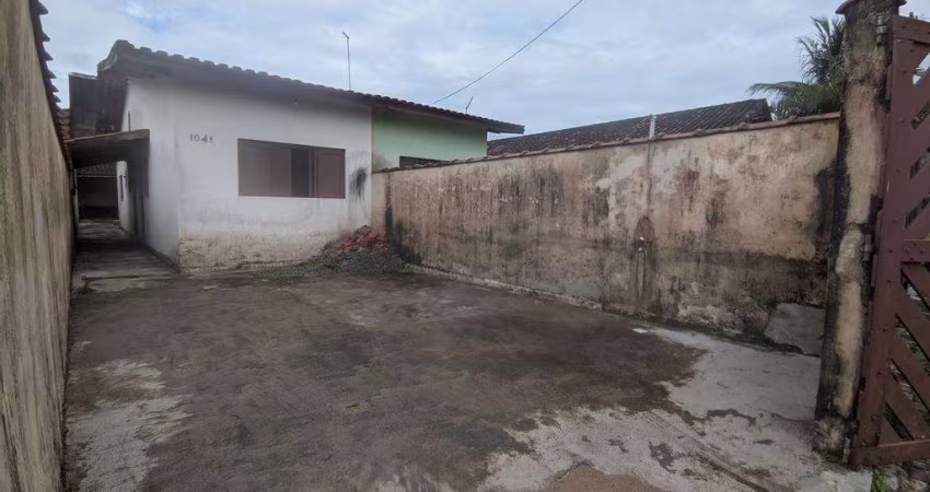 Casa à venda em Mongaguá, Flórida Mirim, com 2 quartos, com 65 m²