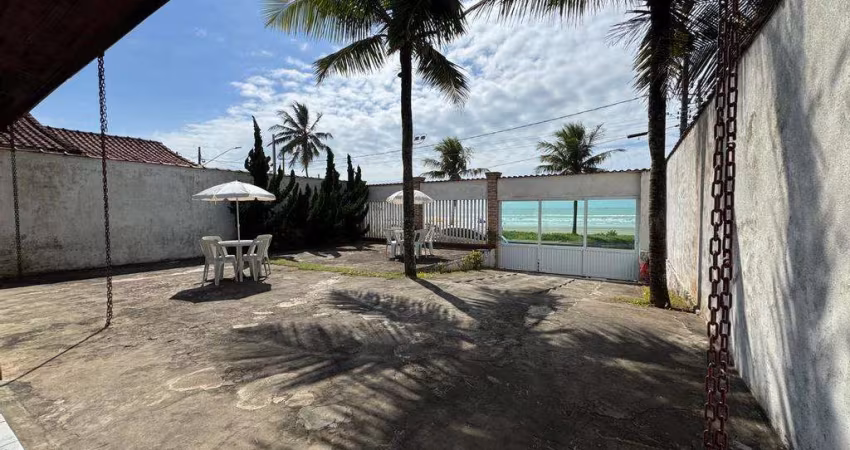 Casa à venda em Mongaguá, Flórida Mirim, com 3 suítes, com 199.03 m²