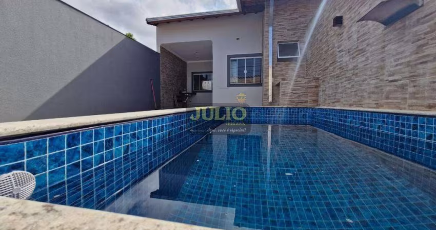 Casa com 3 Quartos e Piscina em Agenor de Campos, Mongaguá – Oportunidade!