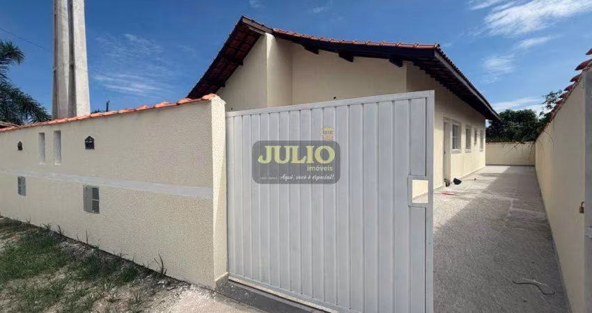 Casa à venda em Itanhaém, Balneário Gaivotas, com 2 quartos, com 60 m²