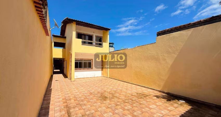 Sobrado à venda em Mongaguá, Balneário Itaguai, com 4 quartos, com 156 m²