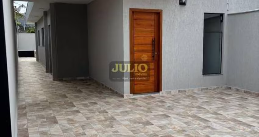 Oportunidade! Casa com Piscina em Itanhaém – 2 Dormitórios e Suíte