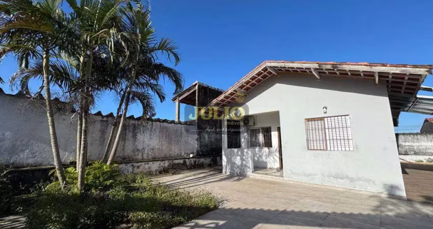 Casa à venda lado praia em itanhaém com 2 quartos - bairro santa terezinha, a 350m do mar