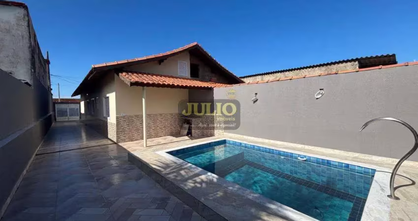 Casa nova com piscina à venda em mongaguá com 2 quartos sendo 1 suíte