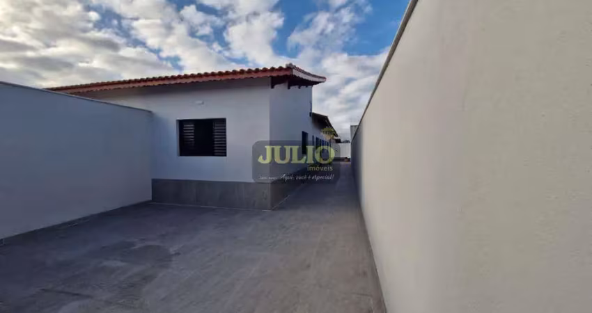 Casa à venda em itanhaém, jd jamaica, com 3 quartos, com 72.65 m²
