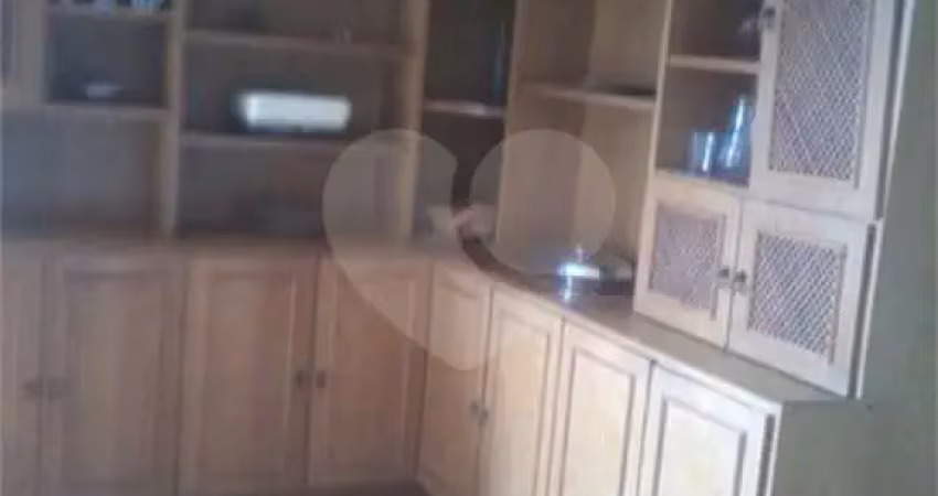 Casa com 3 quartos à venda em Jardim Tamoio - SP