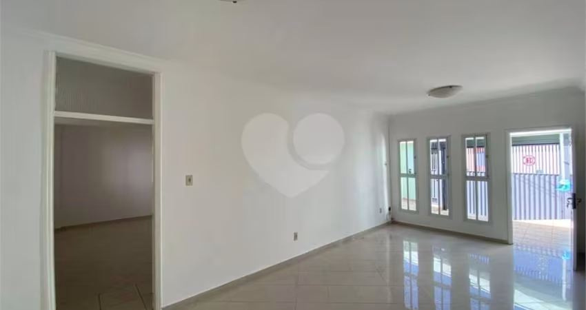 Casa com 4 quartos à venda em Jardim Cica - SP
