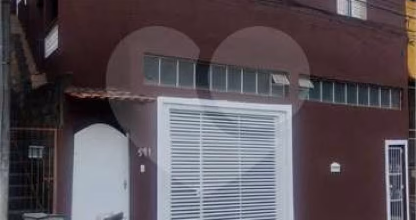 Sobrado com 5 quartos à venda em Jardim Santhiago - SP