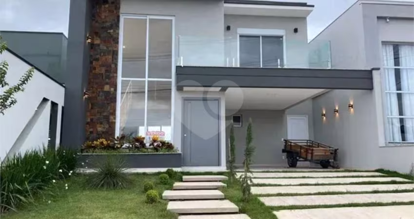 Casa com 3 quartos à venda em Nova Era - SP