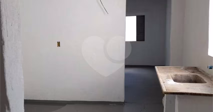 Casa com 3 quartos à venda em Jardim Do Lago - SP
