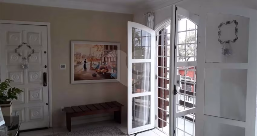 Casa com 3 quartos à venda em Jardim Messina - SP