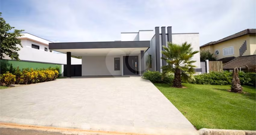 Condomínio com 4 quartos à venda em Residencial Dos Lagos - SP