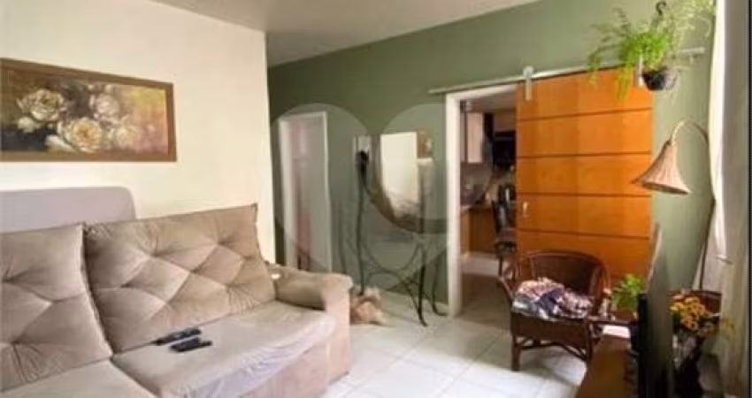 Apartamento com 2 quartos à venda em Jardim Santa Teresa - SP
