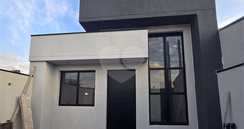 Casa com 3 quartos à venda em Jardim Vale Verde - SP