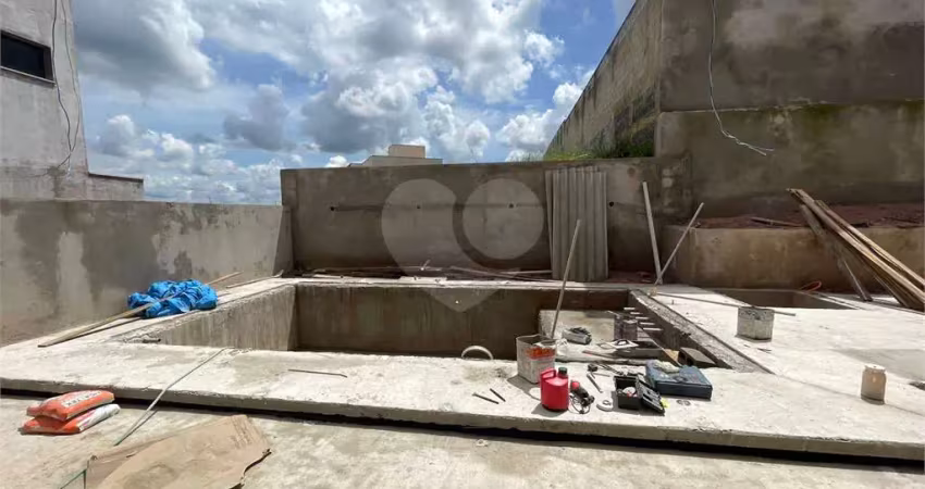 Condomínio com 3 quartos à venda em loteamento vale azul i - sp